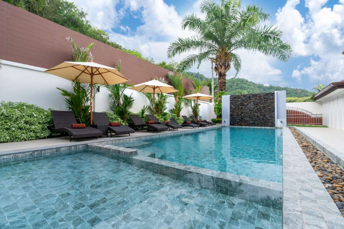 outdoor-swimming-pool-pool-terrace_0x800 outdoor-swimming-pool-pool-terrace_0x800