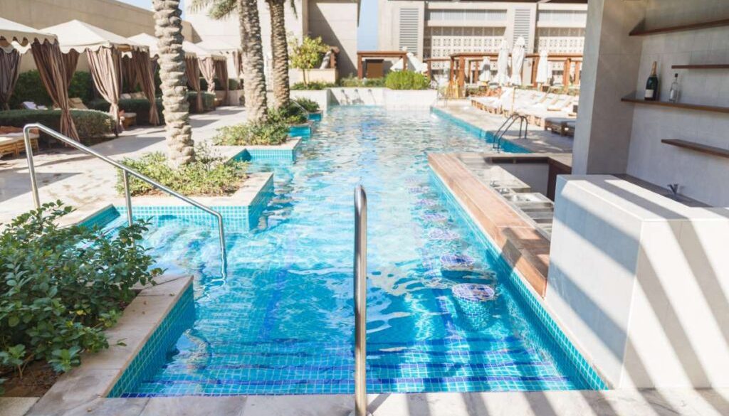 outdoor-swimming-pool-with-clean-water_0x800