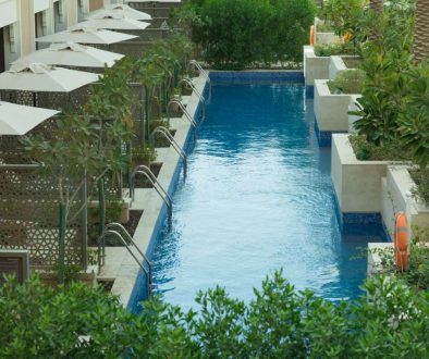 palm-trees-tropical-resort-hotel_0x800