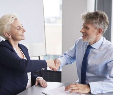 good-deal-businessman-customer_800x600